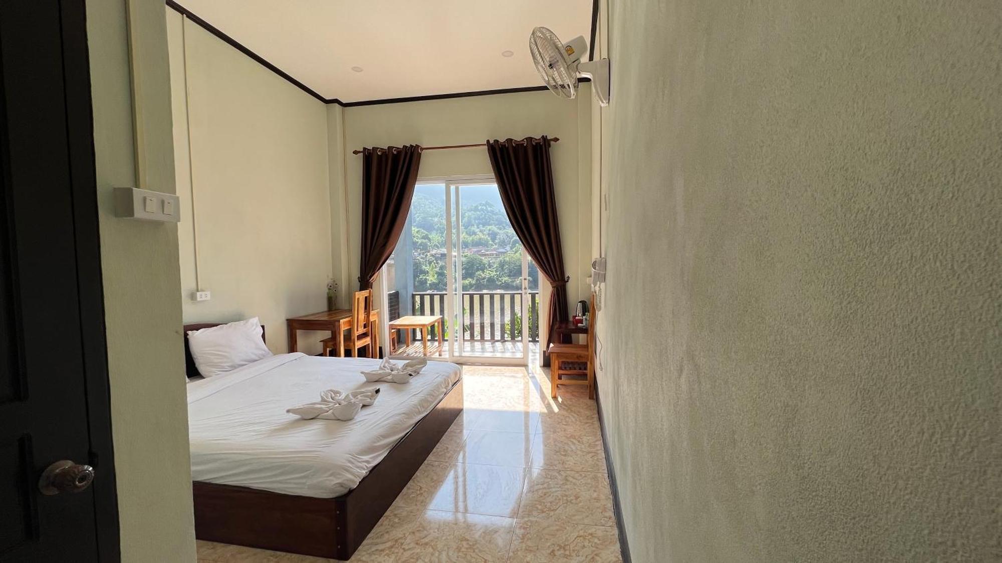 Arthith Guesthouse Нонгкио Экстерьер фото
