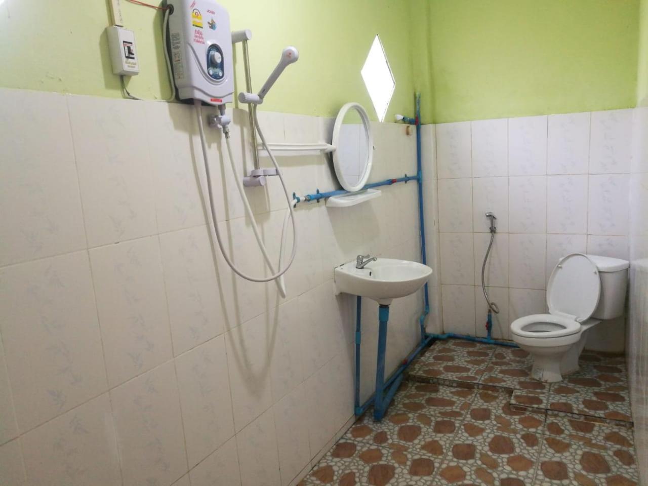 Arthith Guesthouse Нонгкио Экстерьер фото